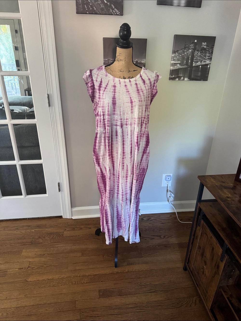 Time and Tru White and Purple Tie-Dye Cap Sleeve Maxi Dress